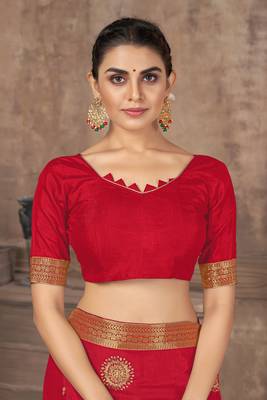 Red embroidered silk blend saree with blouse 4
