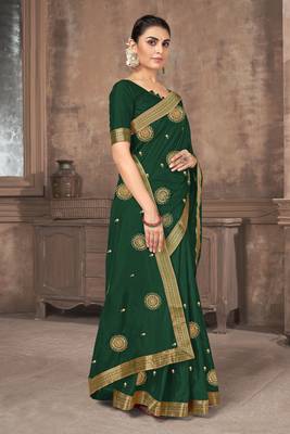 Green embroidered silk blend saree with blouse 3