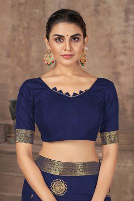 Dark Blue Embroidered Silk Blend Saree With Blouse 4