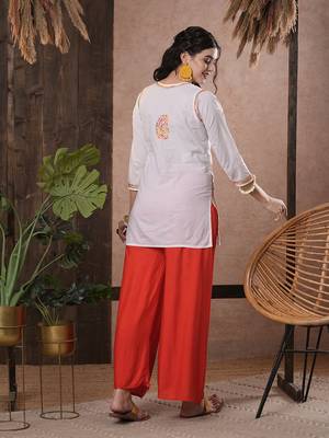 Hand Embroidered White Cotton Lucknowi Chikankari Indian Women Short Kurti 4