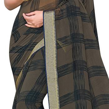 Grey printed georgette saree with blouse 4