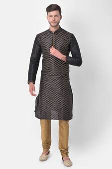 DEYANN Ethnic Motif Printed Kurta Churidar Set