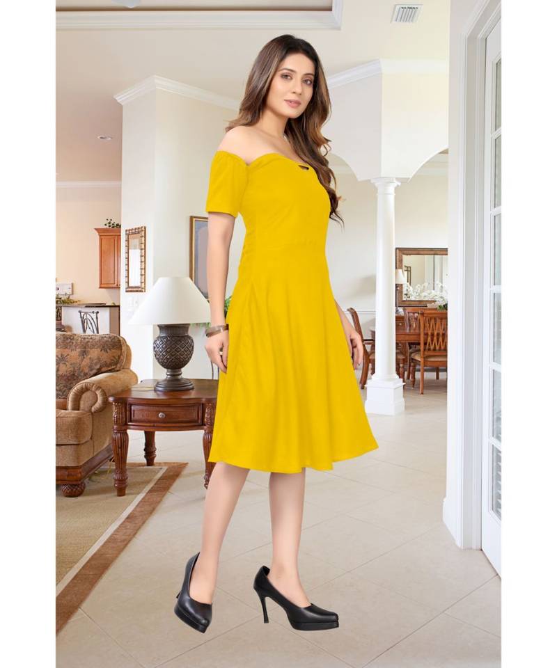 CLOTH BOOST Presenting Rayon printed Half Sleeve Yellow Kurti
