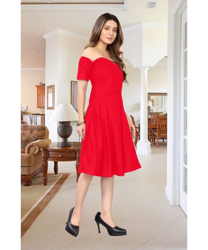 CLOTH BOOST Presenting Rayon printed Half Sleeve Red Kurti