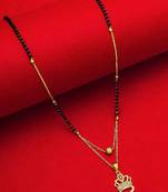 White mangalsutra