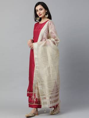 Indo Era Maroon Solid Straight Kurta Pant with Dupatta Sets 4