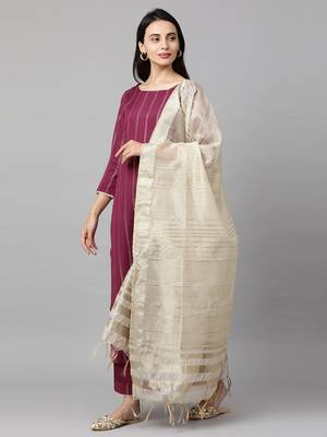 Indo Era Magenta Solid Straight Kurta Palazzo withDupatta Sets 4