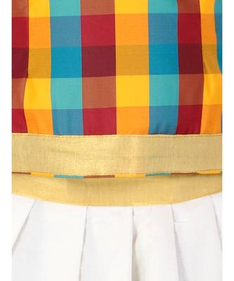 GirlsHalf Sleeve South Indian Pavda Pattu Lehenga  Multicolor 3