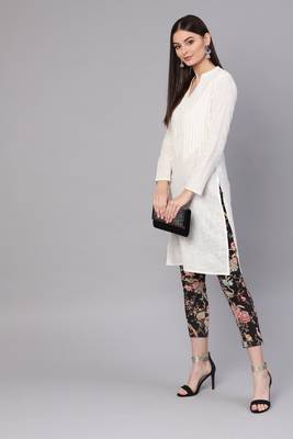 Indo Era White Solid Straight Kurtas 3