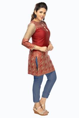 Dark-red printed viscose short-kurtis 2