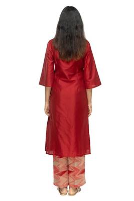 Blood-red plain viscose ethnic-kurtis 4