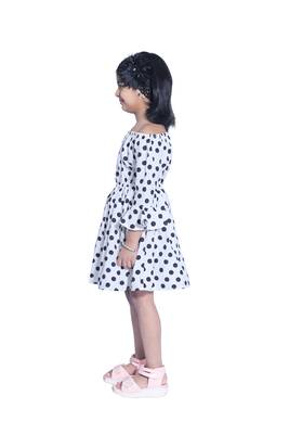Baby Girl's White Polka Dot Off Shoulder Neck Polycrepe Sleeveless Knee Length Dress(WLT-273_1-2 Years) 3