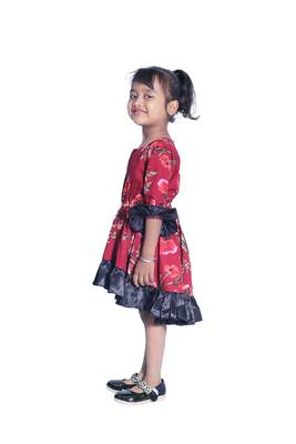 Baby Girl's Maroon Flower Desgin Round Neck Back Key Hole Polycrepe 3/4 Sleeve Knee Length Dress(WLT-282_1-2 Years) 3