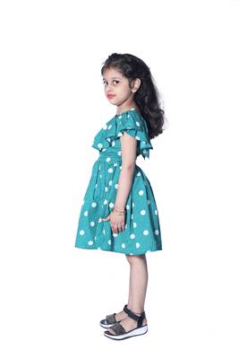 Baby Girl'sGreen Polka Dot V Neck Polycrepe Sleeveless Knee Length Dress(WLT-288_1-2 Years) 3