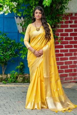 Grey woven kanchipuram silk saree with blouse 1