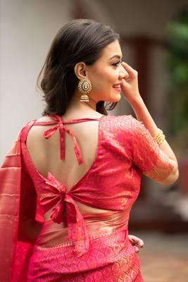 Sea green woven linen saree with blouse 3