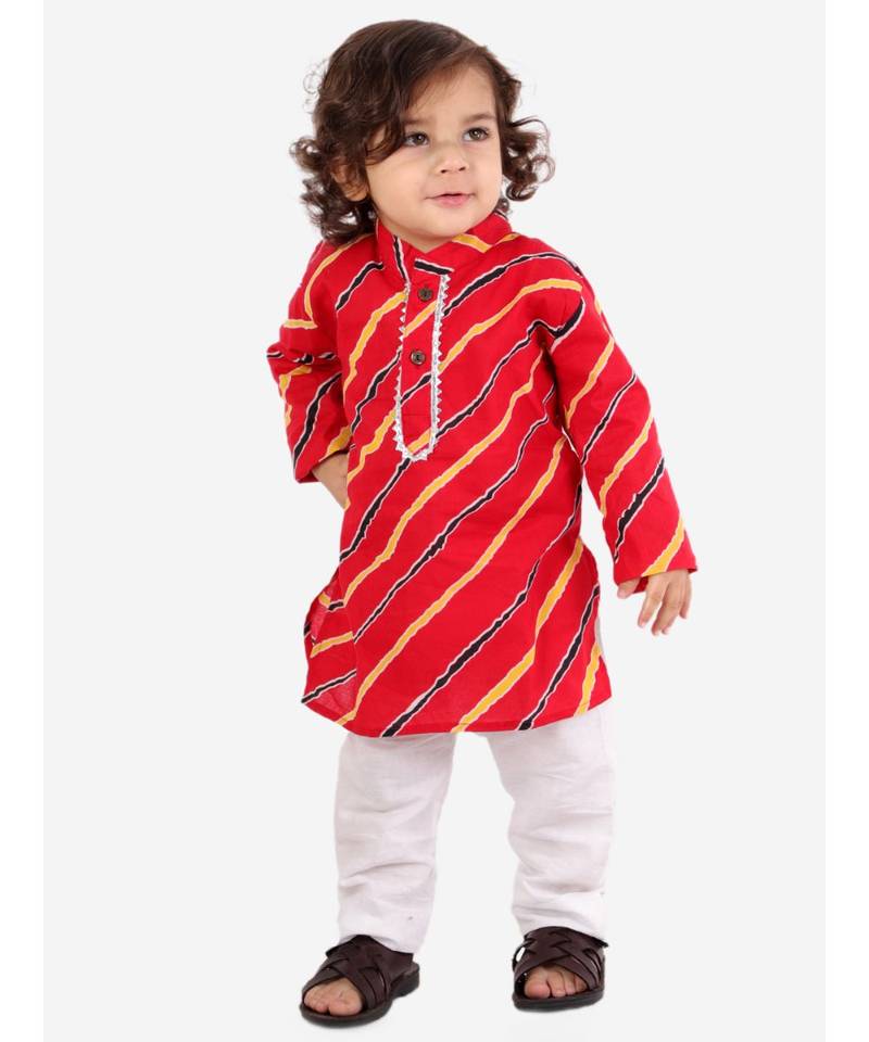 Red Leheriya Print Kurta Pajama Set.