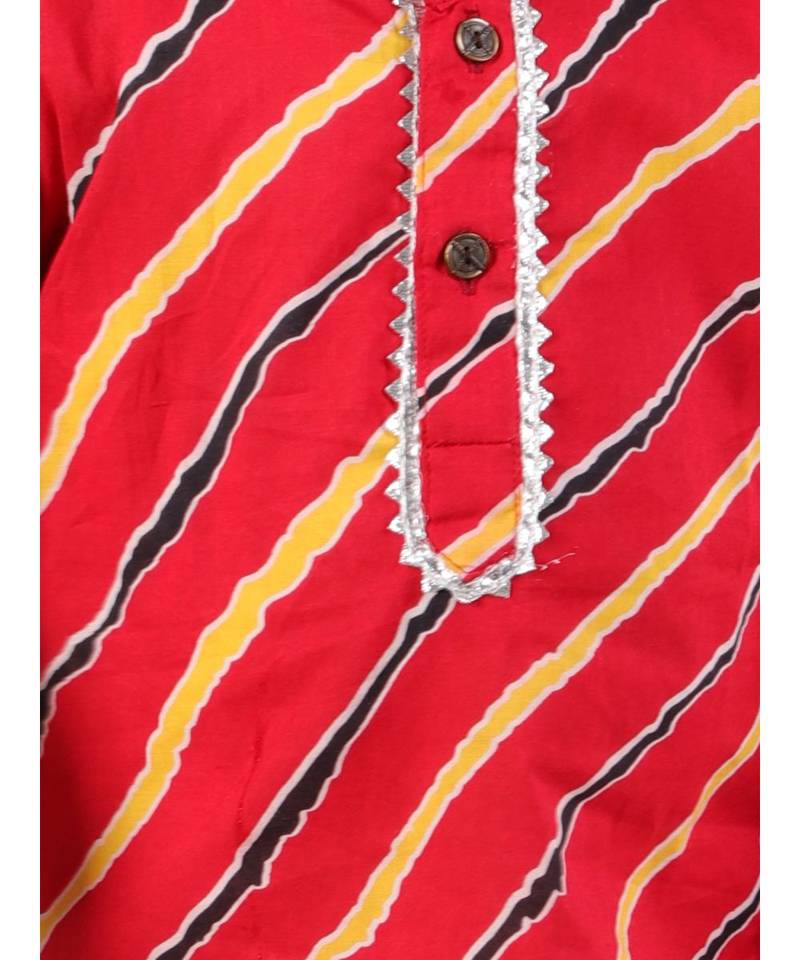 Red Leheriya Print Kurta Pajama Set.