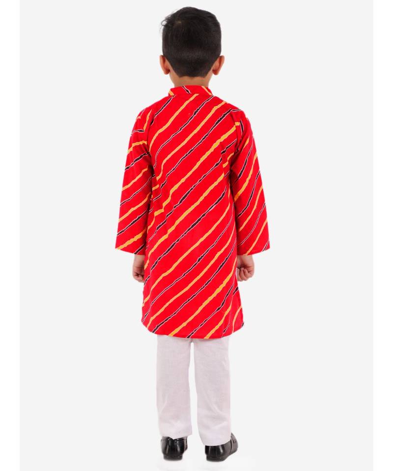 Red Leheriya Print Kurta Pajama Set.