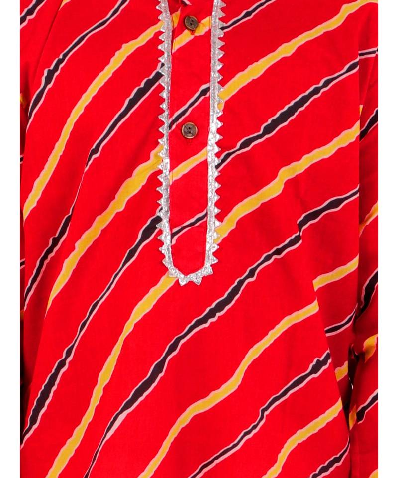 Red Leheriya Print Kurta Pajama Set.
