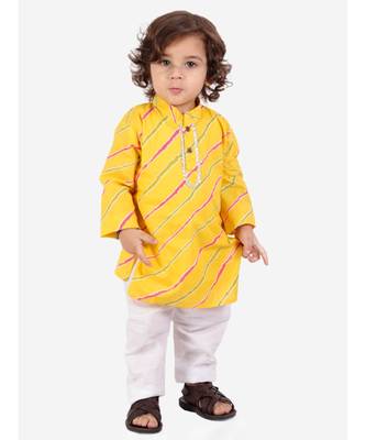 Yellow Leheriya Print Kurta Pajama Set. 1