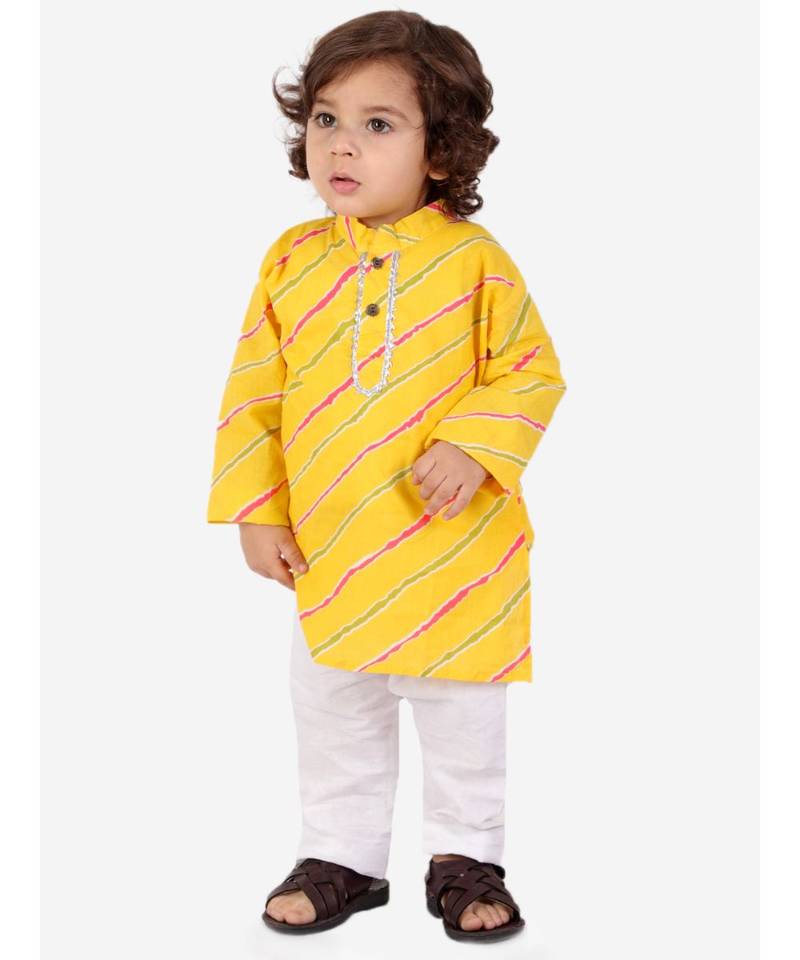 Yellow Leheriya Print Kurta Pajama Set.