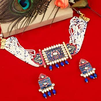 Blue pearl chokers 2