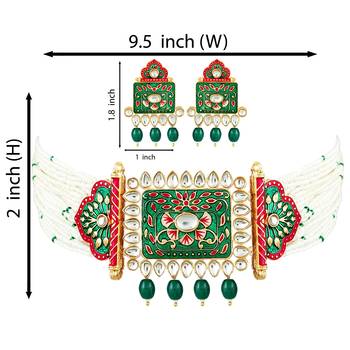 Green pearl chokers 4