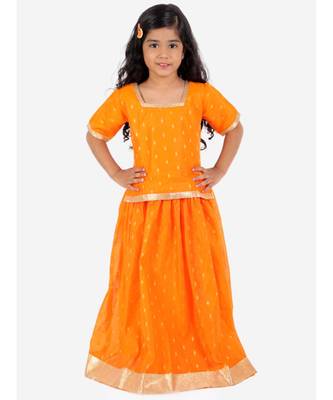 Gold Weave Jacquard Pavda Pattu 1