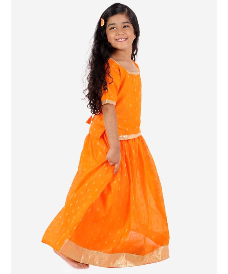 Gold Weave Jacquard Pavda Pattu