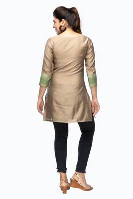 Brown printed viscose short-kurtis 4