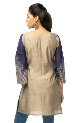 Blue printed viscose short-kurtis 4
