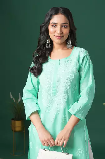 Ada Hand Embroidered Sea Green Cotton Lucknow Chikankari Women Kurta - A133580