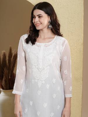 Hand Embroidered White Georgette Lucknowi Chikan Women Kurta With Slip 5