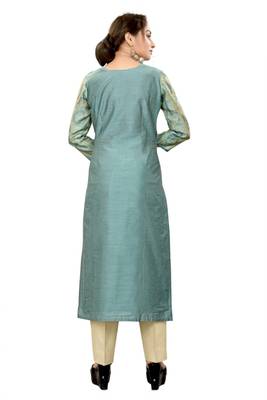 Green embroidered viscose long-kurtis 4