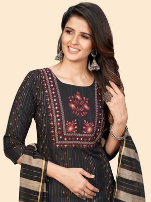 Print & Embroidered Straight Cotton Black Stitched Kurta Pant With Dupatta 7