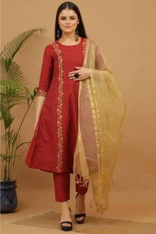 Kaanchie Nanggia Maroon Embroidered Cotton Kurta Pant Dupatta Set