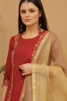 Kaanchie Nanggia Maroon Embroidered Cotton Kurta Pant Dupatta Set