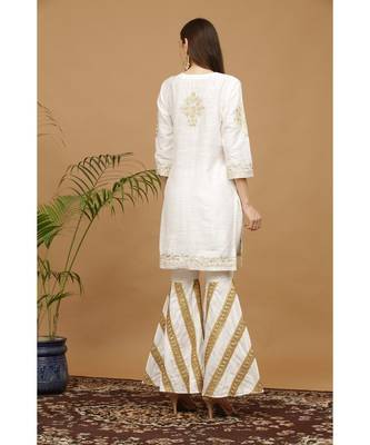 Kaanchie Nanggia White Embroidered Silk Kurta Pant Dupatta Set 5