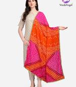 VredeVogel Pink orange Printed Kurta Pant With Bandhani dupatta