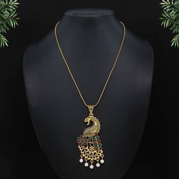 Maroon necklaces 1