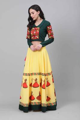 Shubhkala  Yellow Green Embroidered Cotton Navratri Dandiya Raas Garba Semi Stitched Lehenga Choli 3