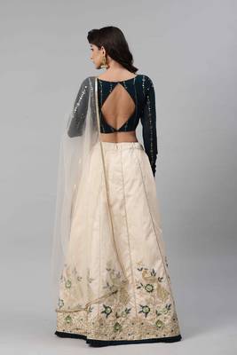 SHUBHKALA beige art_silk embroidered   Choli Blouse with   Lehenga Ghagra with    Dupatta 2