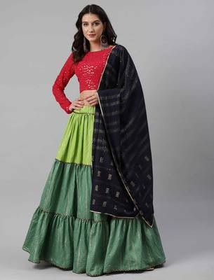 SHUBHKALA green cotton embroidered   Choli Blouse with   Lehenga Ghagra with    Dupatta 1