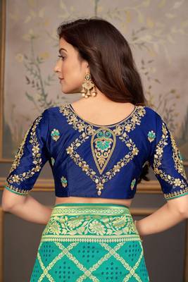 Turquoise woven banarasi silk saree with blouse 5