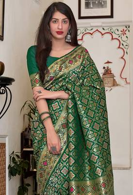 Dark Green Color Festival Banarasi Silk Traditional Saree 2