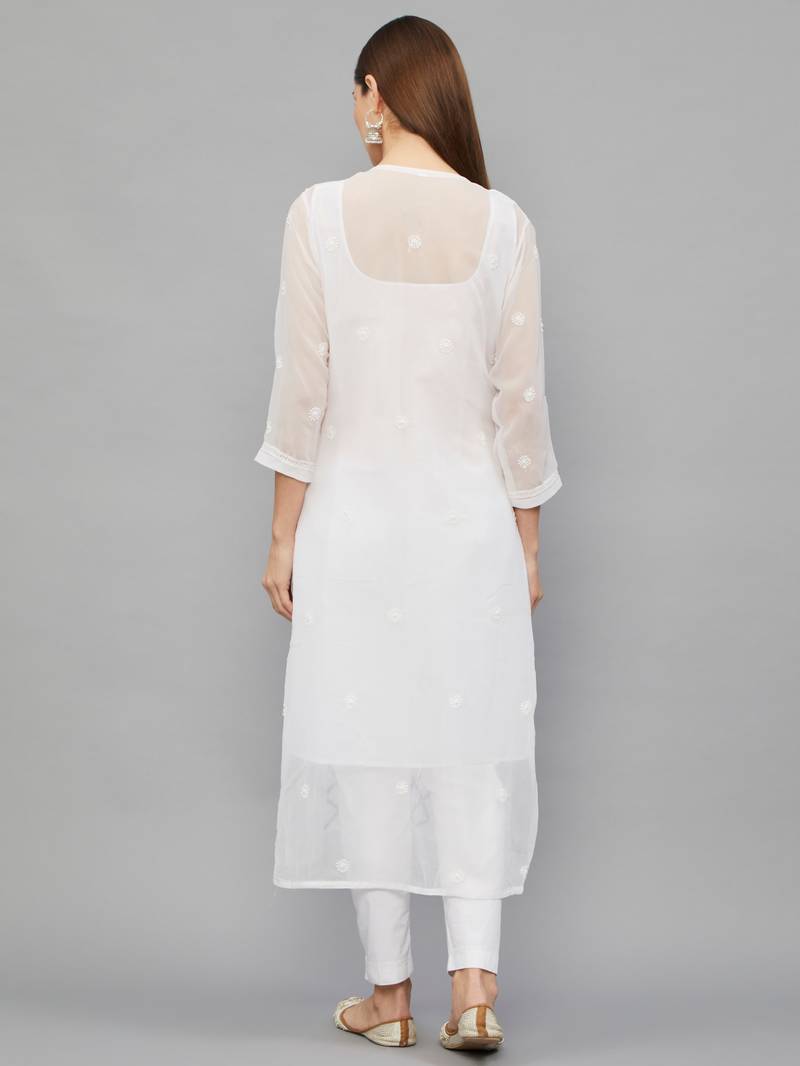 Ethnava Women's Chikankari Hand Embroidered Georgette Frontslit Kurta With Slip