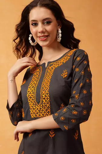 Hand Embroidered Grey Cotton Lucknow Chikan Women Kurti