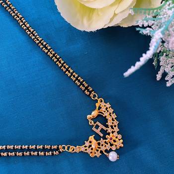 Gold mangalsutra 1