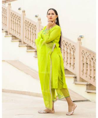 Green Embroidery Modal Suit Set 2